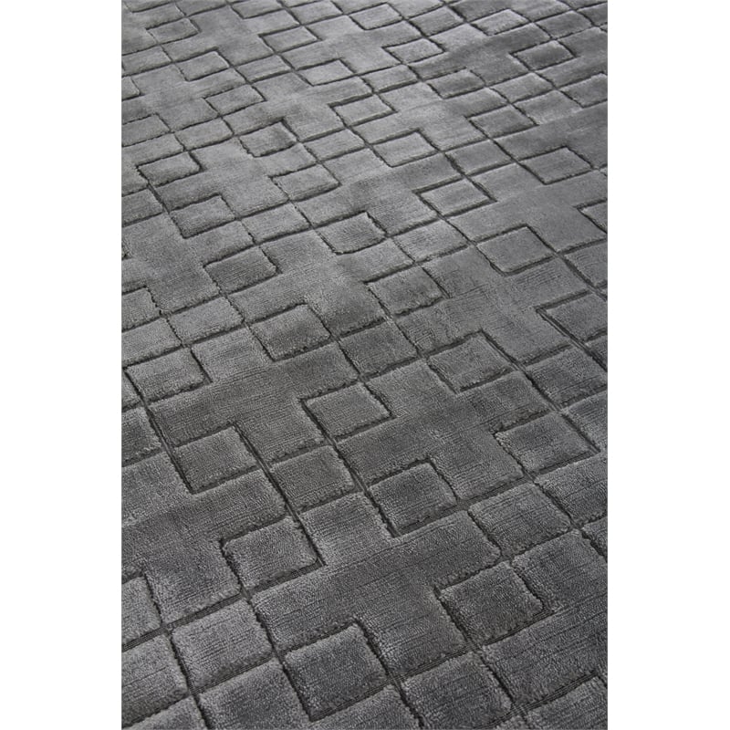 Smooch Geo Handloomed Bamboo Silk Dark Gray 6'x9' Area Rug