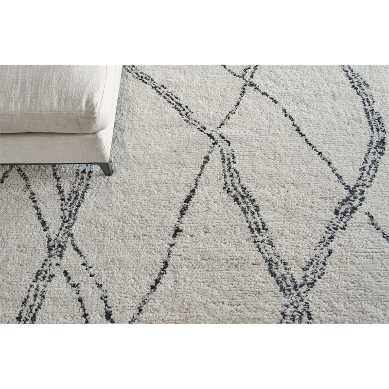 Tahoe Hand-Knotted Wool Ivory/Black 8'x10' Area Rug