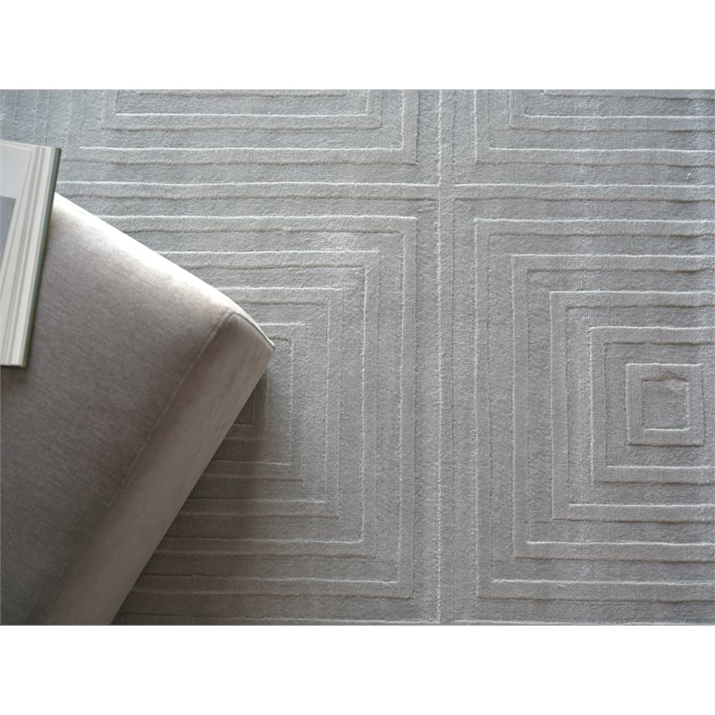 Tovello Modern Handloomed Silky Nylon Light Silver 15'x24' Area Rug
