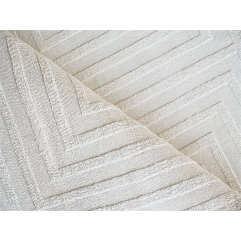 Tovello Modern Handloomed Silky Nylon White 4'x6' Area Rug