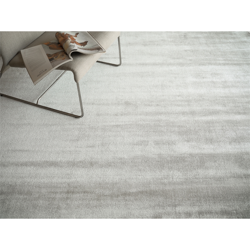 Velutto Modern Handloomed Silky Nylon Light Silver 2'x3' Area Rug
