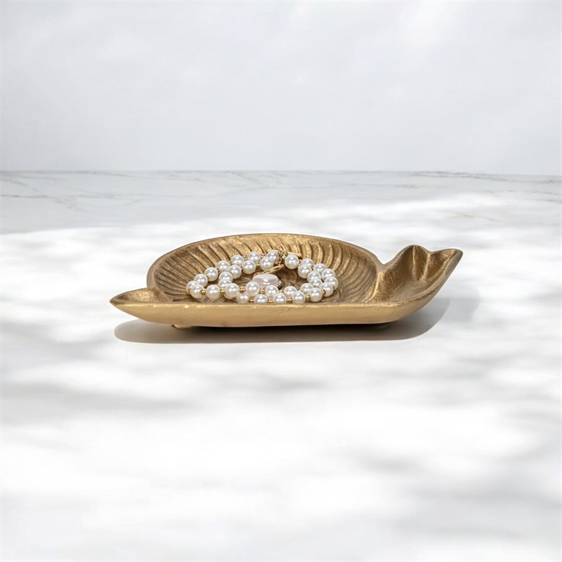 Verdor Golden Snail Cast Iron Catchall Tray