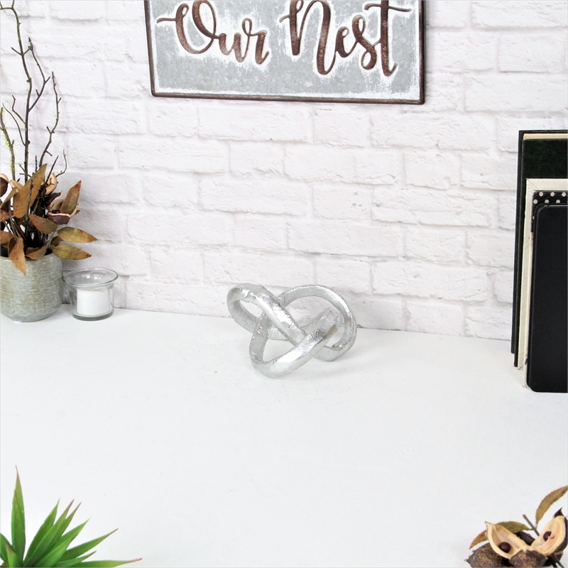 Kompo Modern Silver Abstract Infinite Knot Decor