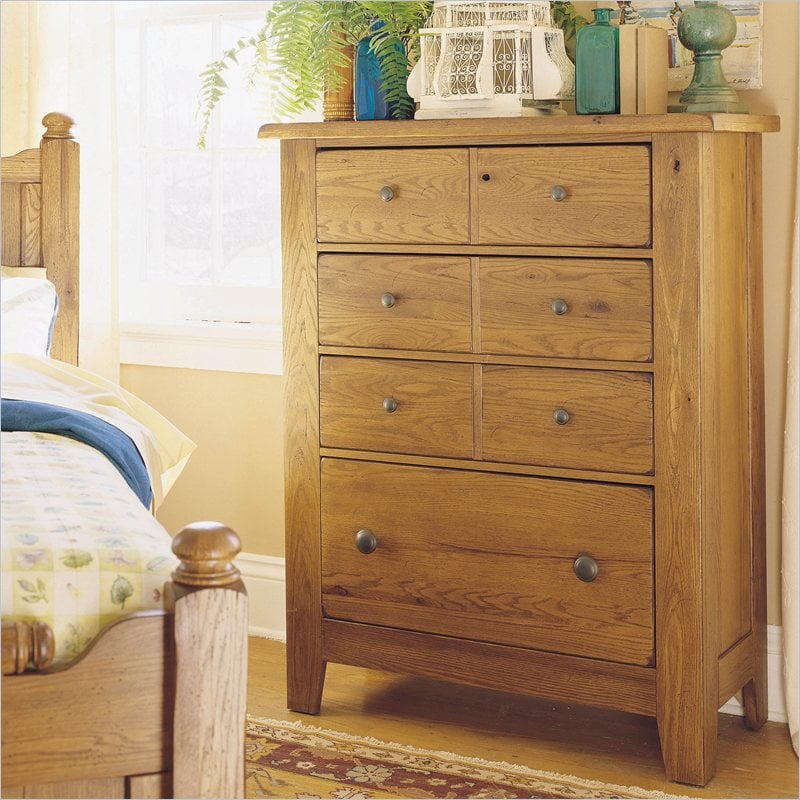 Broyhill Attic Heirlooms 4 Drawer Chest   439X 40X