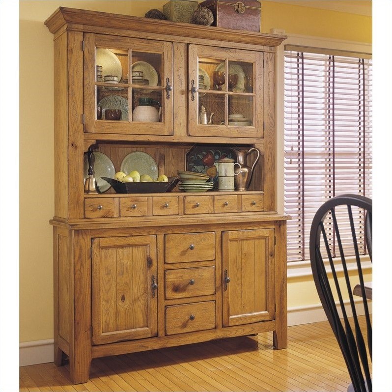 Broyhill Attic Heirlooms Wood China Cabinet and Hutch in Natural Oak