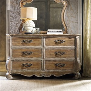 Hooker Furniture Chatelet 6 Drawer Dresser in Caramel Froth