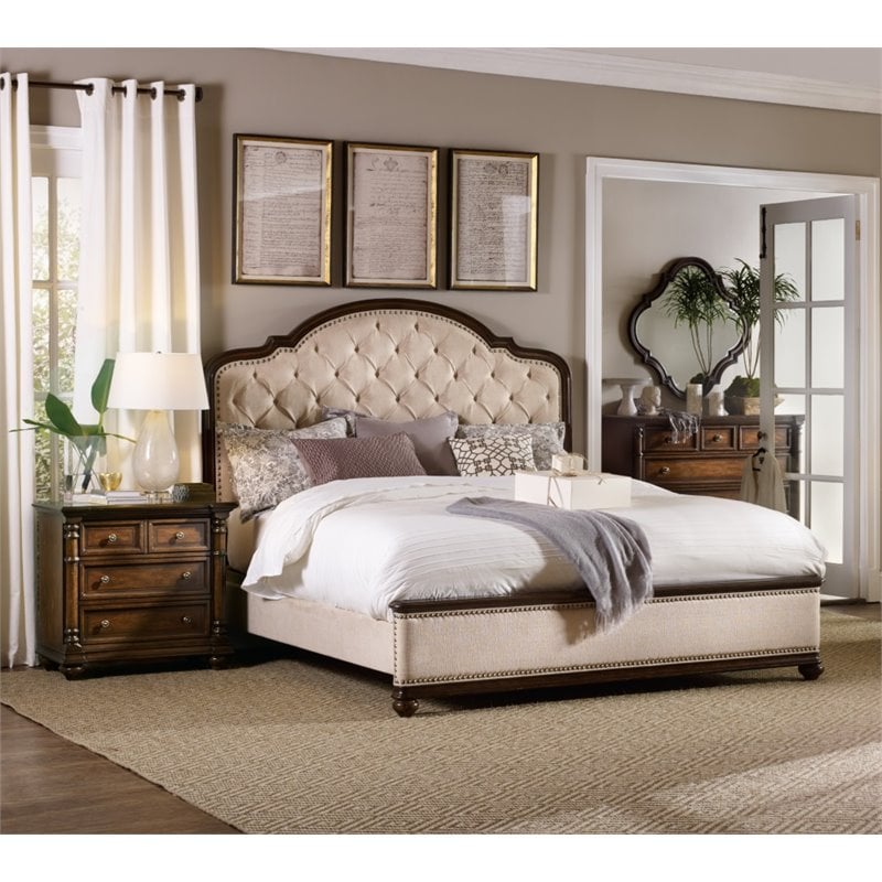 Hooker Furniture Leesburg 3 Piece Queen Upholstered Bed Set In Mahogany