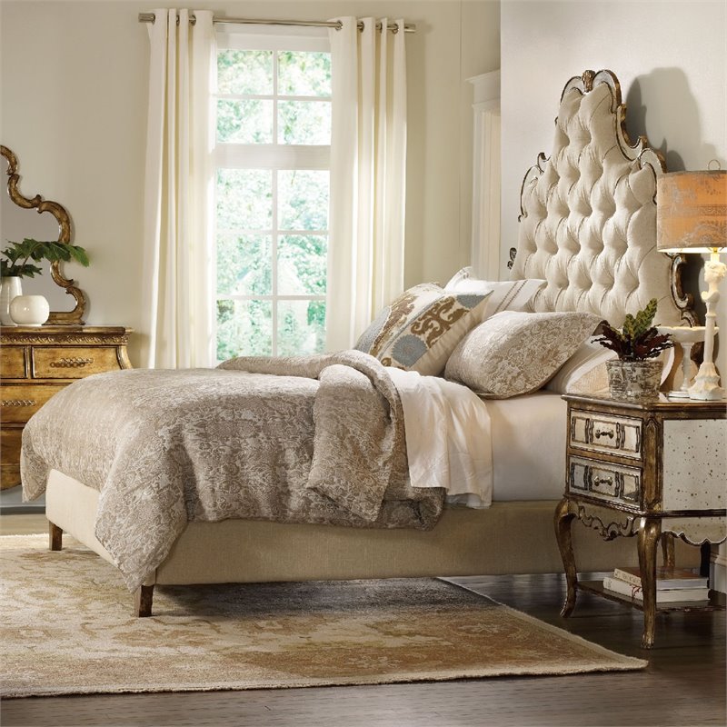 Hooker Furniture Bedroom Sanctuary Fabric Tufted California King Bed in Bling