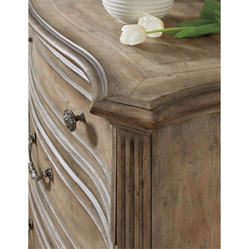 Hooker Furniture Bedroom Castella Bachelors Chest