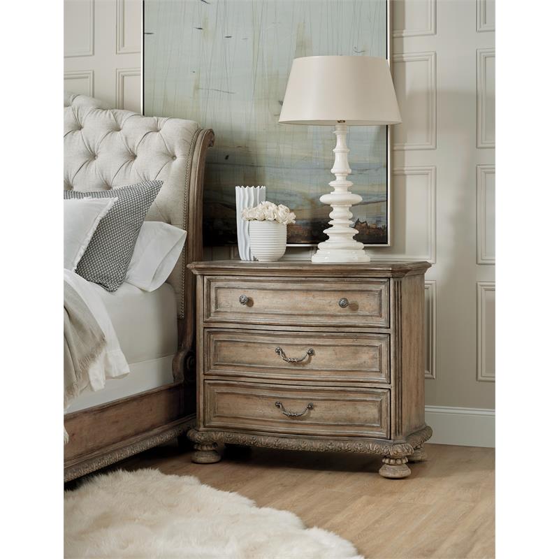 Hooker Furniture Bedroom Castella Bachelors Chest