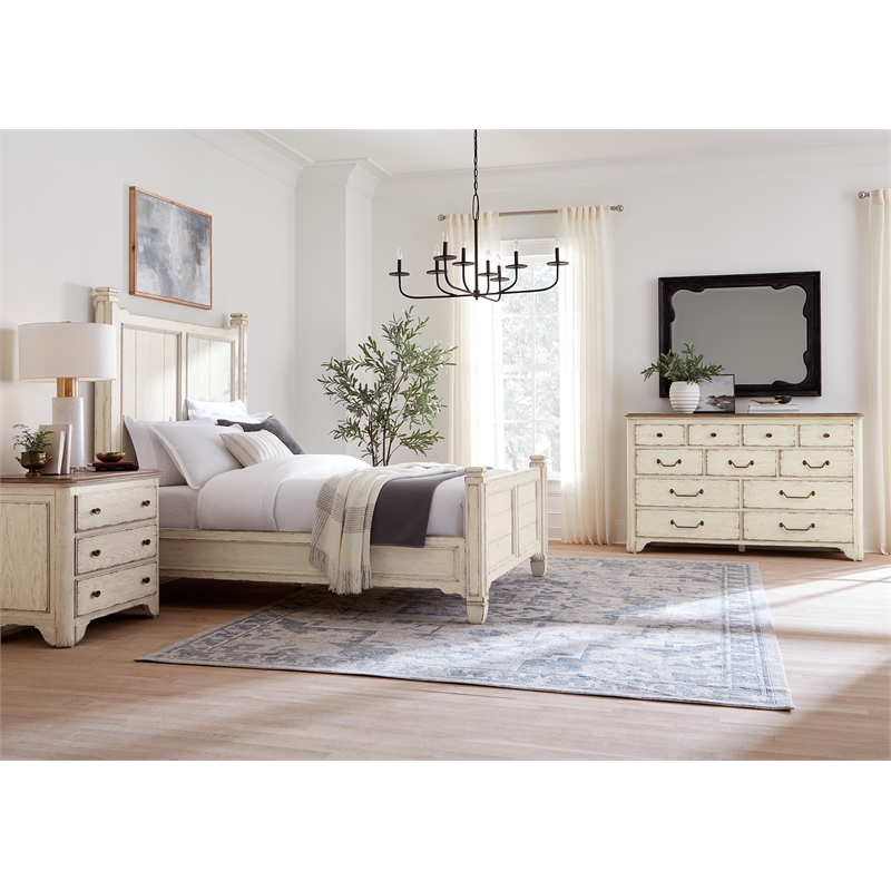 Hooker Furniture Americana Wood Queen Panel Bed in White Finsh