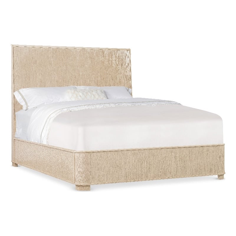 Westwood Queen Panel Bed in Natural Wood Finish by Hooker Furnishings
