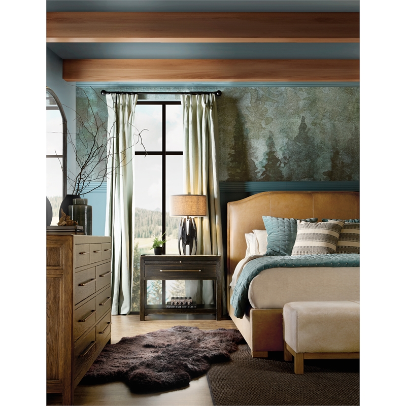 Driftwood Nine-Drawer Dresser in Light Brown Wood by Hooker Furniture