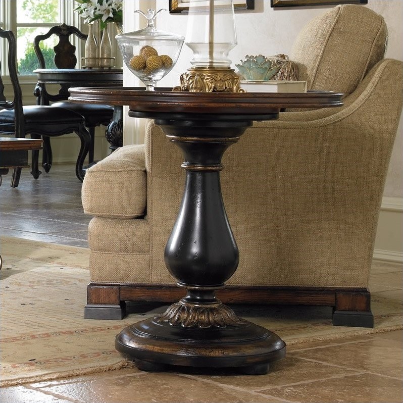 Furniture Grandover Round, Round Pedestal Accent Tables