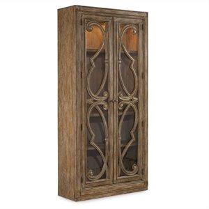 Hooker Furniture Solana Bunching 2-Door Curio Cabinet in Light Oak