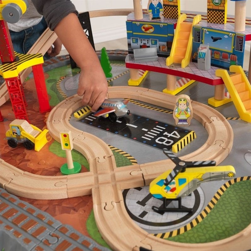 kidkraft transportation station train set 