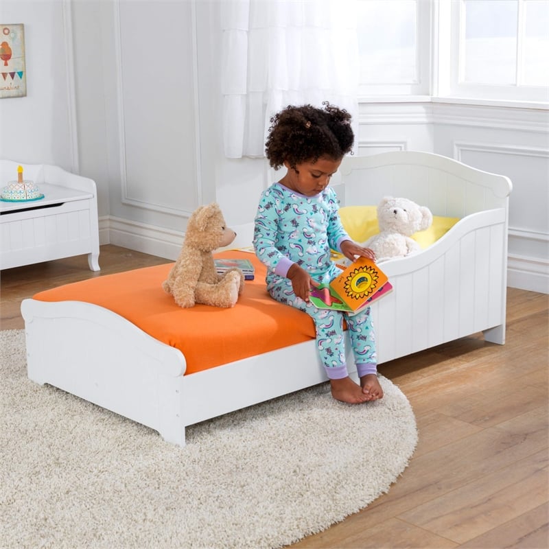 KidKraft Nantucket Wood Toddler Bed in White