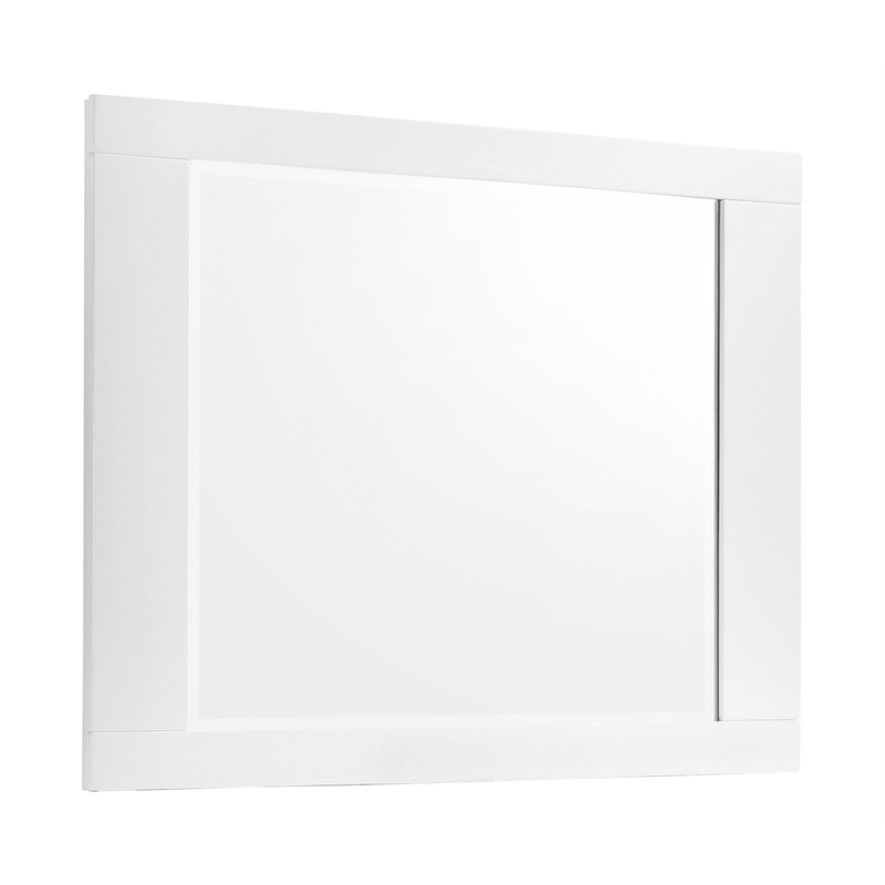 Felicity 4-piece Eastern King Bedroom Set White High Gloss