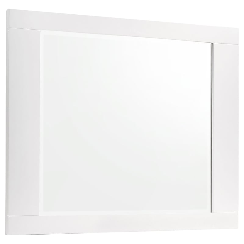 Coaster Felicity 5-piece Wood Eastern King Bedroom Set in White High Gloss