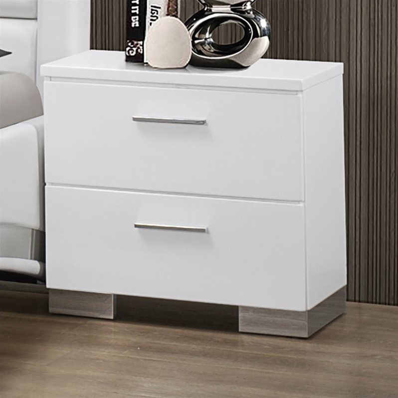 Coaster Home Furnishings Bedroom Furniture Set, Glossy White, King