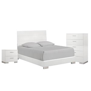coaster felicity 3pc set with chest and nightstand with panel bed