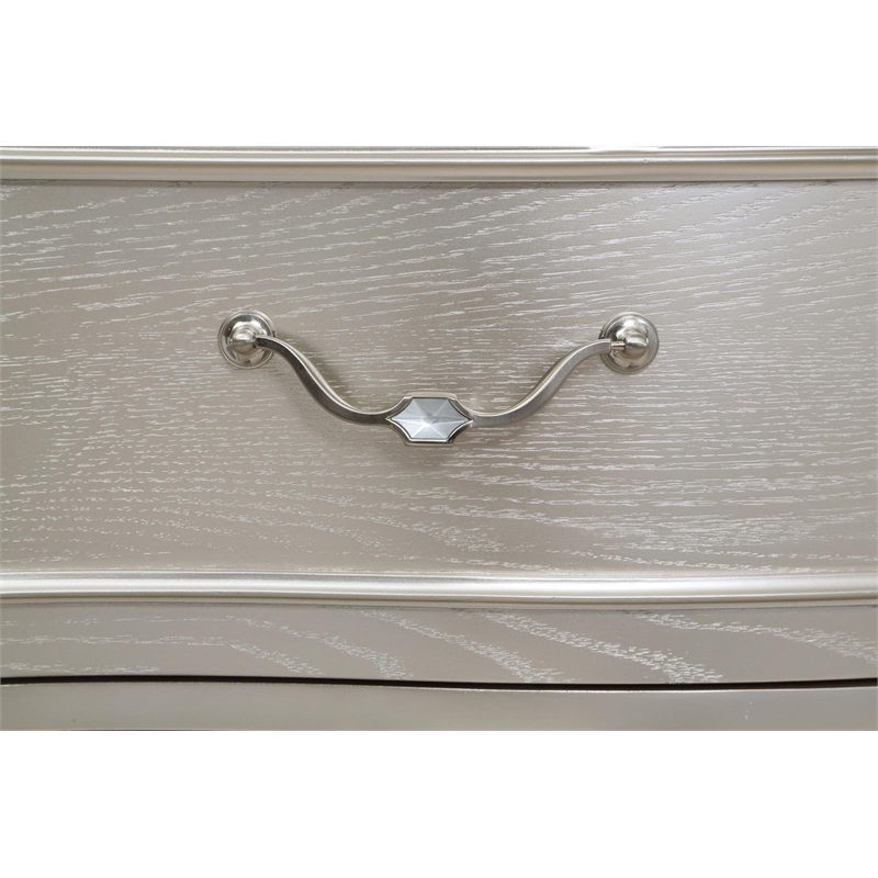 Evangeline 6-drawer Bedroom Chest Silver Oak
