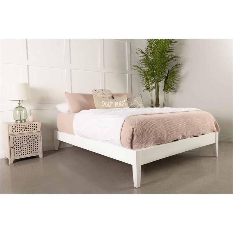 Hounslow Eastern King Universal Platform Bed White