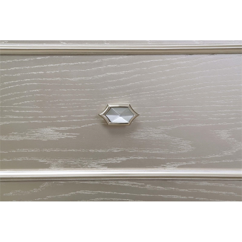 Evangeline 4-piece Queen Bedroom Set Silver Oak