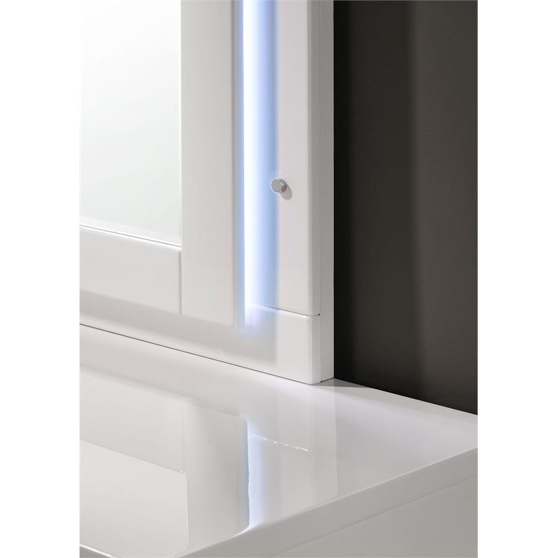 Felicity 4-piece Queen Bedroom Set White High Gloss