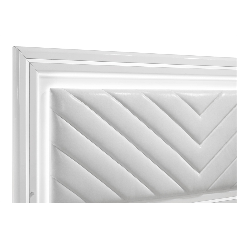 Coaster Cassia Wood/Faux Leather Eastern King LED Panel Bed in White High Gloss