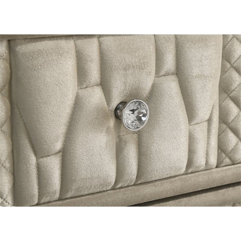 Coaster Lorient 4-Piece Velvet Queen Bedroom Set in Camel Beige/Ivory