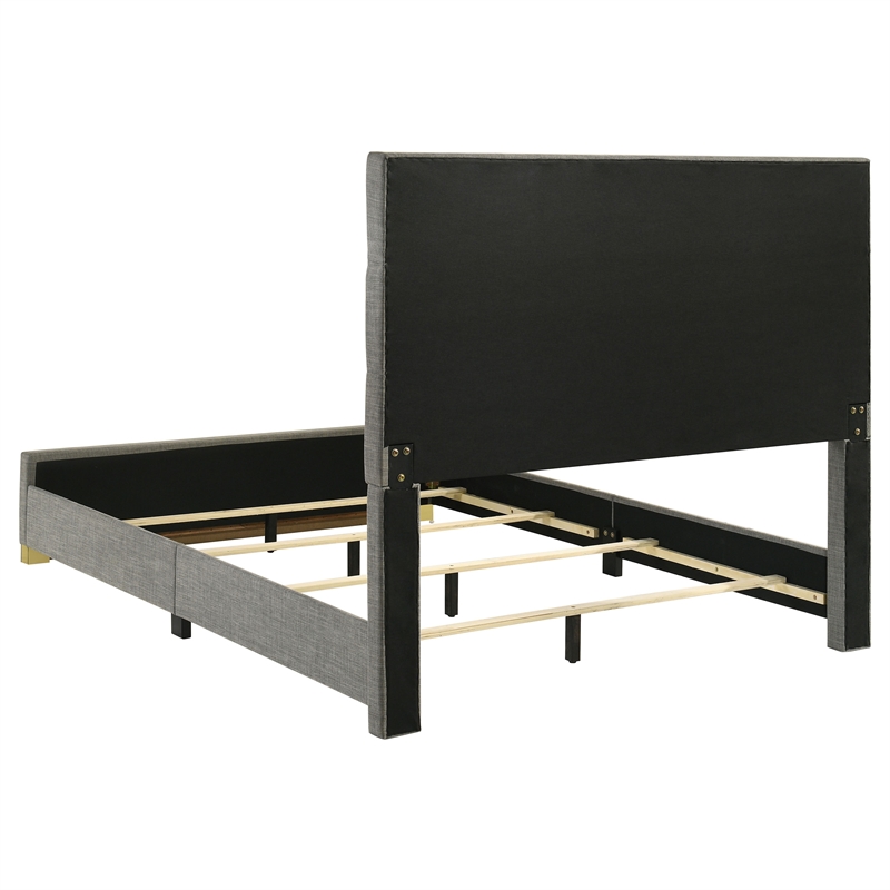 Coaster Ines 4-Piece Wood & Fabric Eastern King Bedroom Set in Gray/White