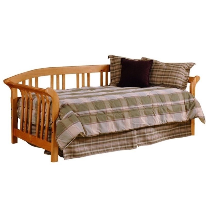 Hillsdale Dorchester Solid Wood Daybed in Pine Finish 1104DBLHXX