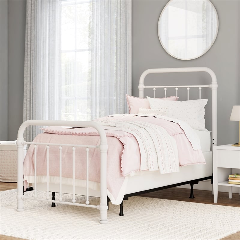 Hillsdale Kirkland Twin Metal Spindle Panel Bed in White