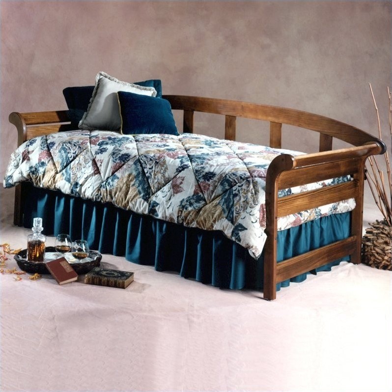 Jason Wood Daybed in Dark Pine Finish with Pop-Up Trundle - 1198DBLH-PKG