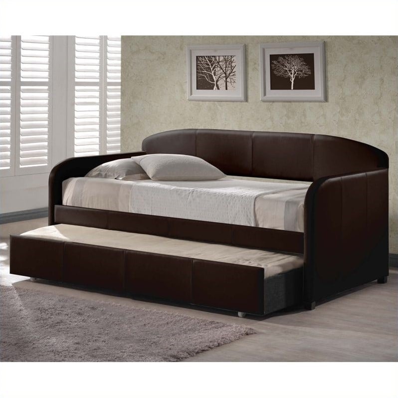 Hillsdale Springfield Faux Leather Daybed in Brown 1613DBX