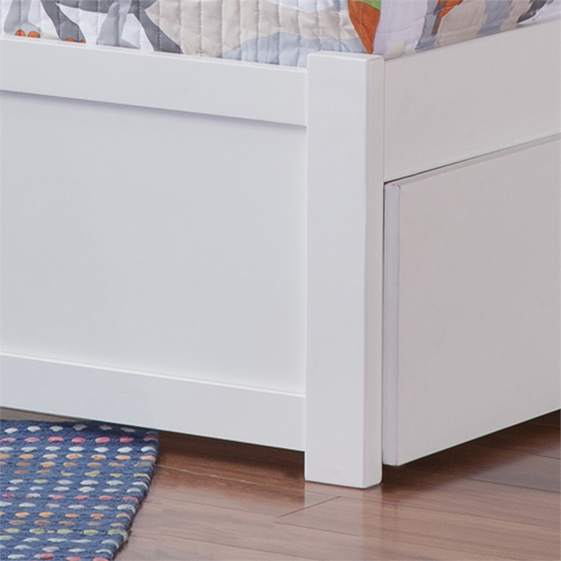 Nantucket Twin Wood Platform Bed with Footboard and Twin Trundle in White