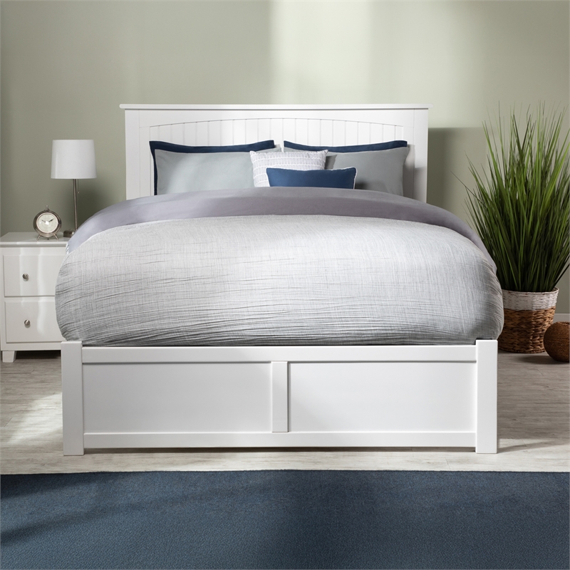 Nantucket Queen Wood Platform Bed with Footboard and Storage Drawers in White