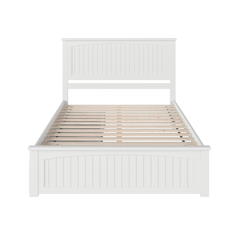 Nantucket Queen Wood Platform Bed with Matching Footboard and Drawers in White