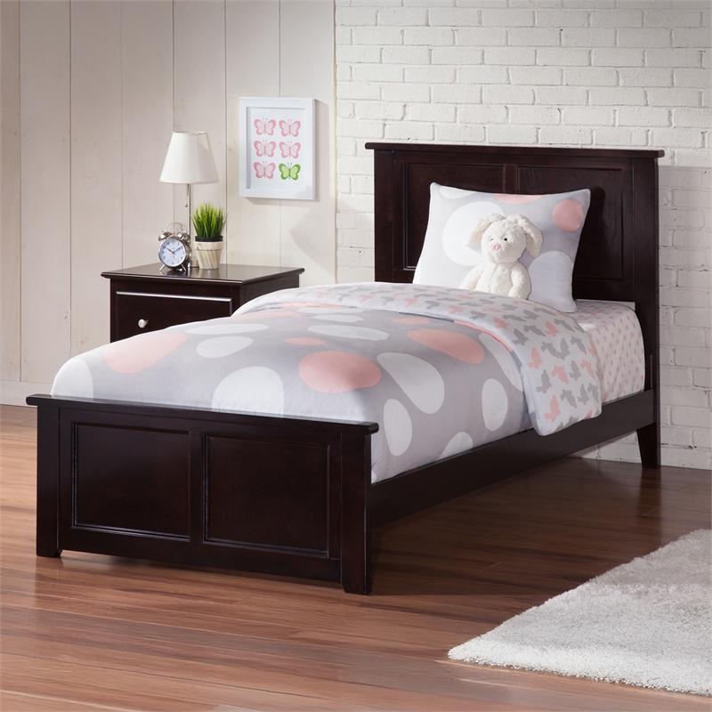 Madison Twin Wood Foundation Bed with Matching Footboard in Espresso