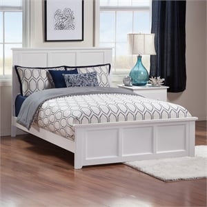Madison Full Wood Foundation Bed with Matching Footboard in White