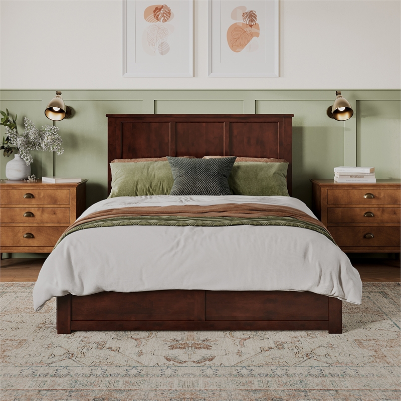 Madison Queen Wood Platform Bed with Footboard and Storage Drawers in Walnut