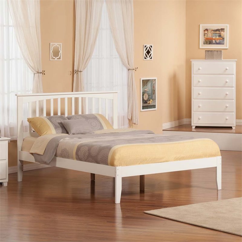 white spindle bed