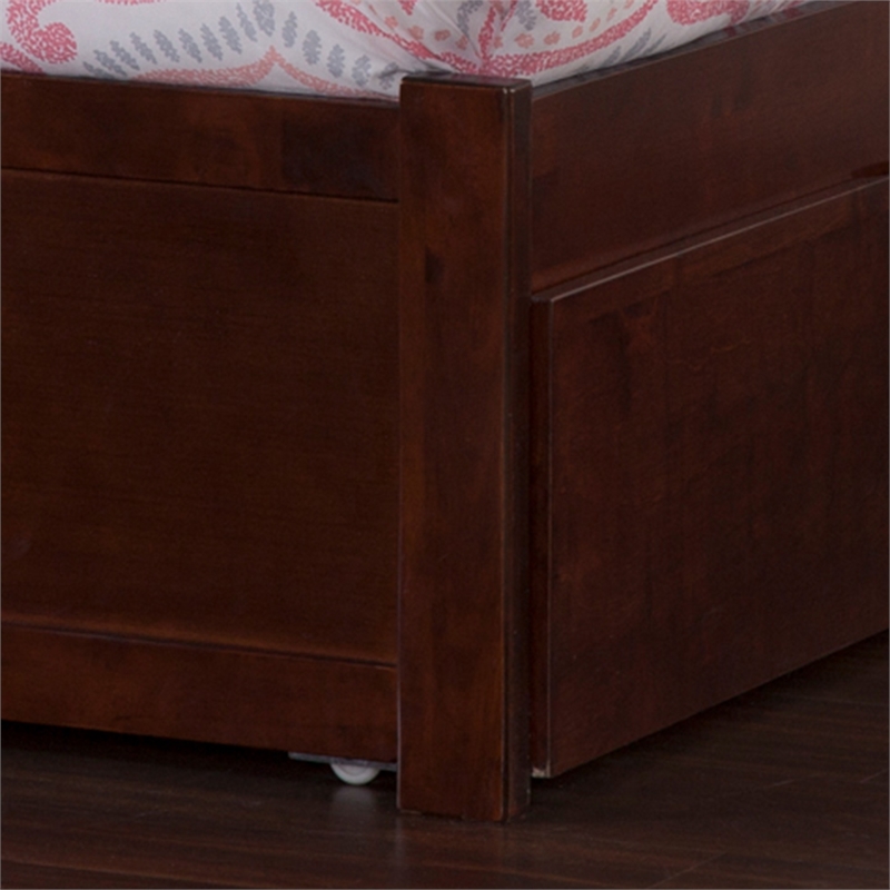 Richmond Twin Wood Platform Bed with Footboard and Twin Trundle in Walnut