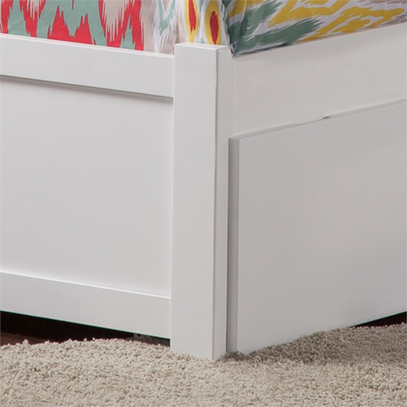 Richmond Twin Wood Platform Bed with Footboard and Storage Drawers in White