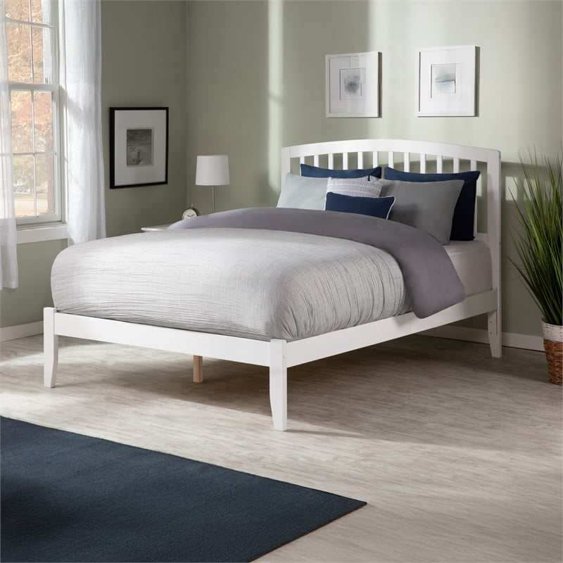 Richmond Queen Solid Wood Platform Bed in White