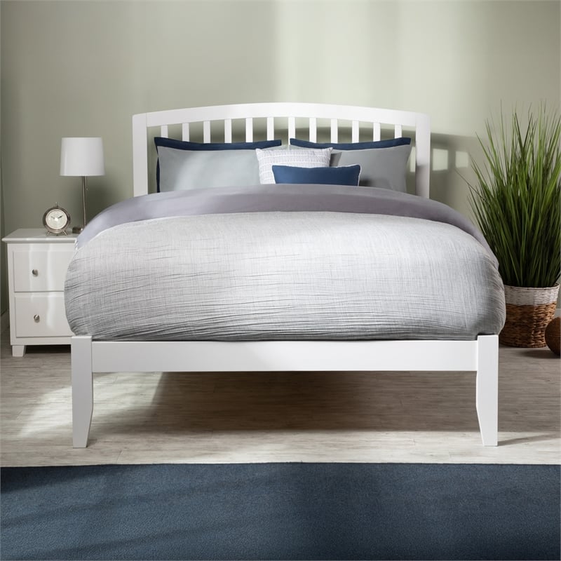 Richmond Queen Solid Wood Platform Bed in White