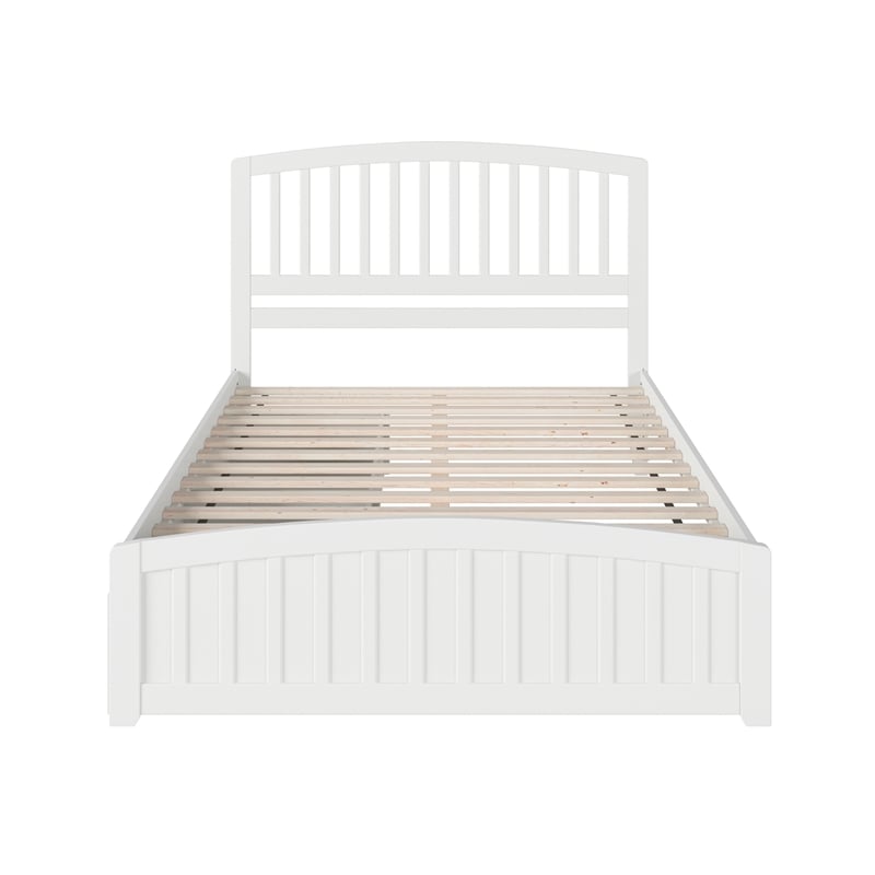 Richmond Queen Platform Bed with Matching Footboard and Storage Drawers in White