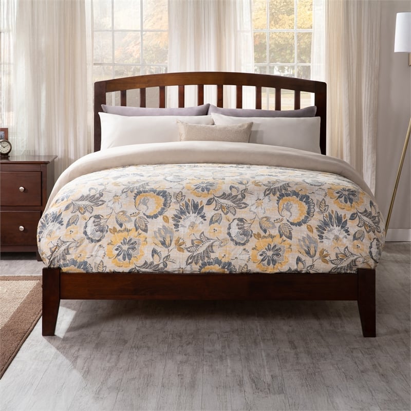 Richmond Full Solid Wood Foundation Bed in Walnut