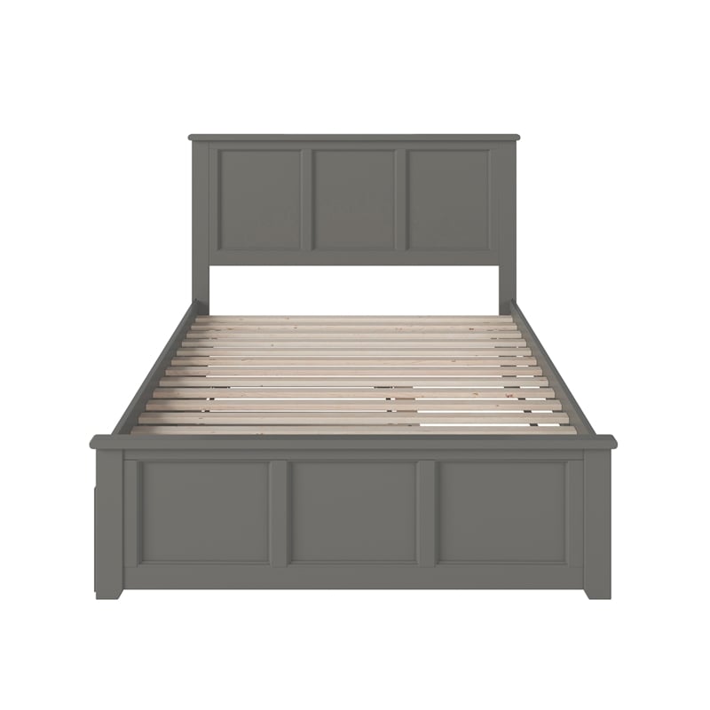 Madison Full Platform Bed with Matching Footboard and Twin Trundle in Grey